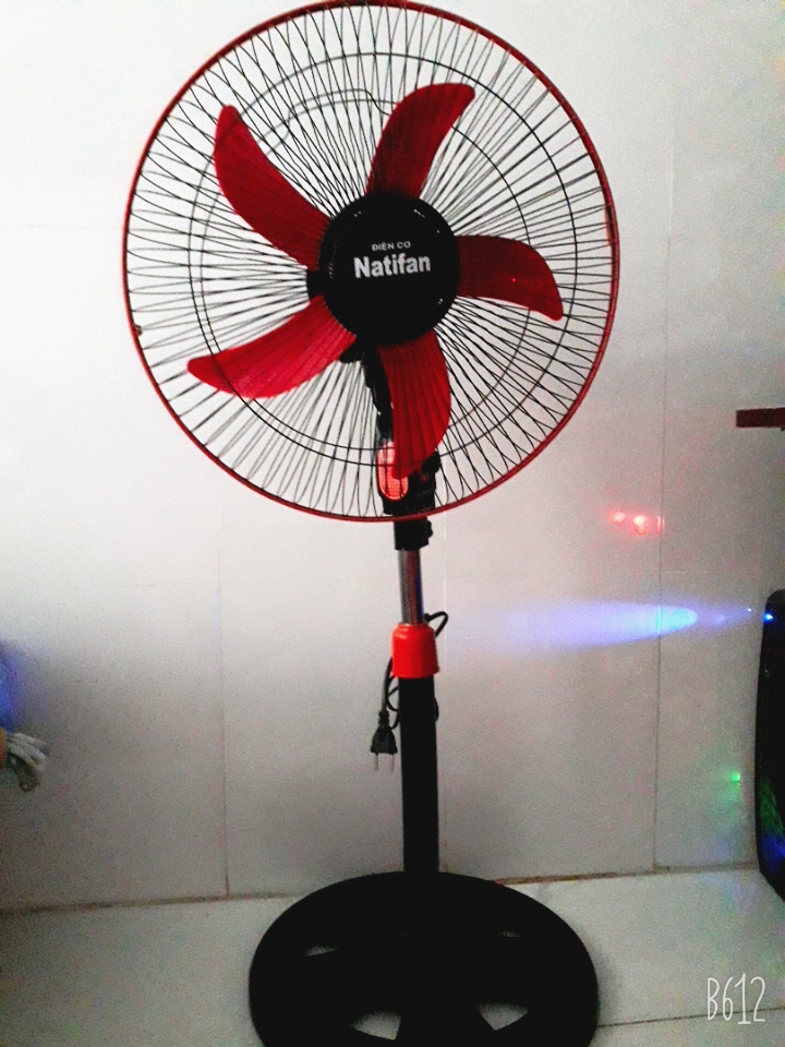 [HCM]Quạt Đứng Natifan  5 cánh