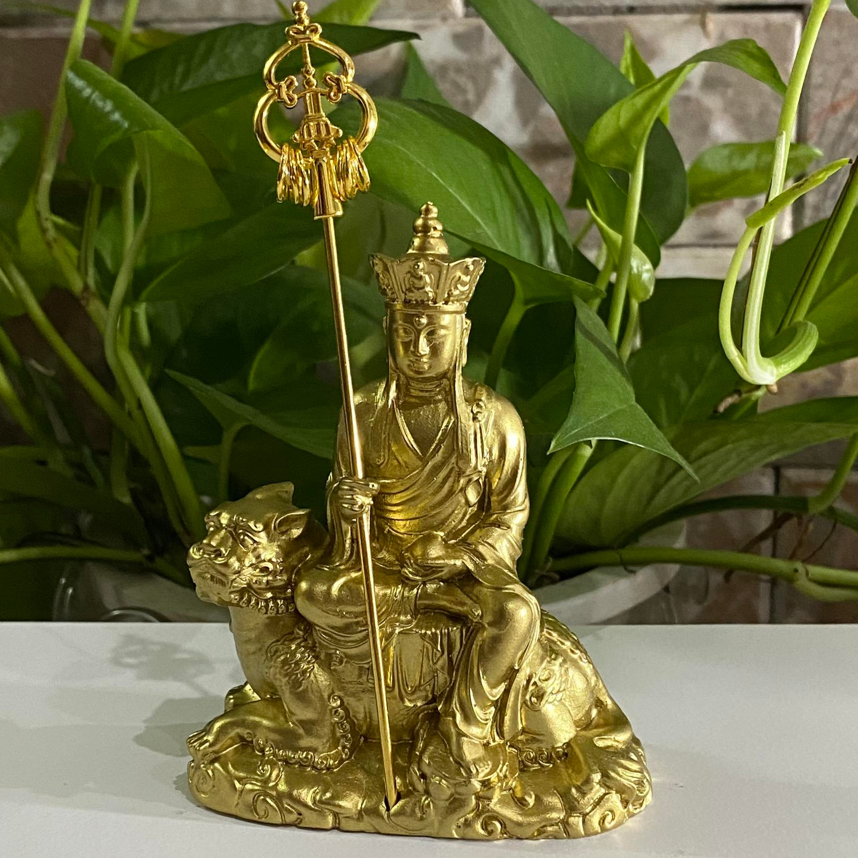 Tượng địa tang vương bồ tát cưỡi kỳ lân