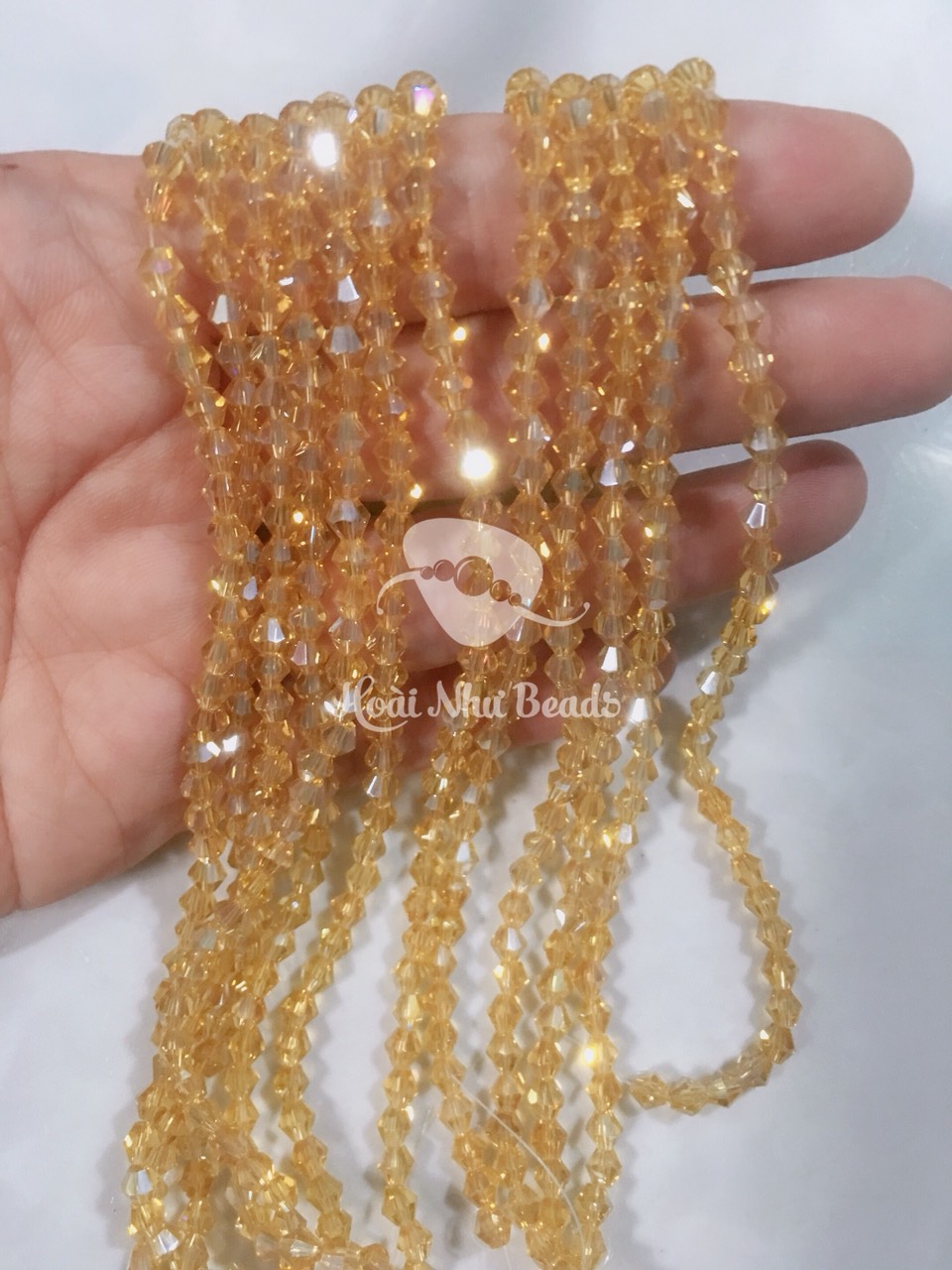 Chùm 10 sợi hạt đá pha lê nón (thuỷ tinh) 4mm đính kết may vá handmade