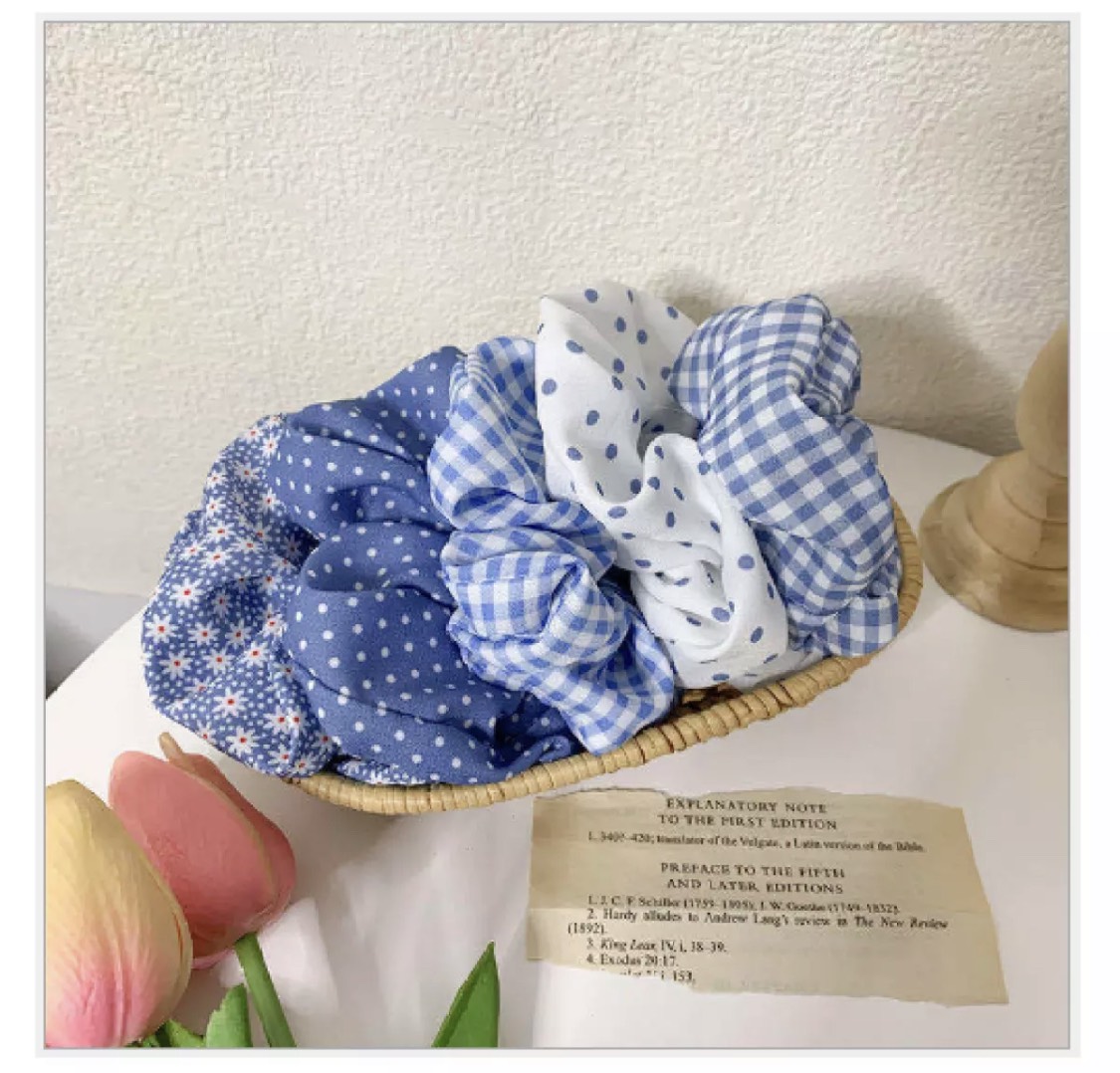 Combo 2 Cột tóc vải scrunchies họa tiết xanh mint