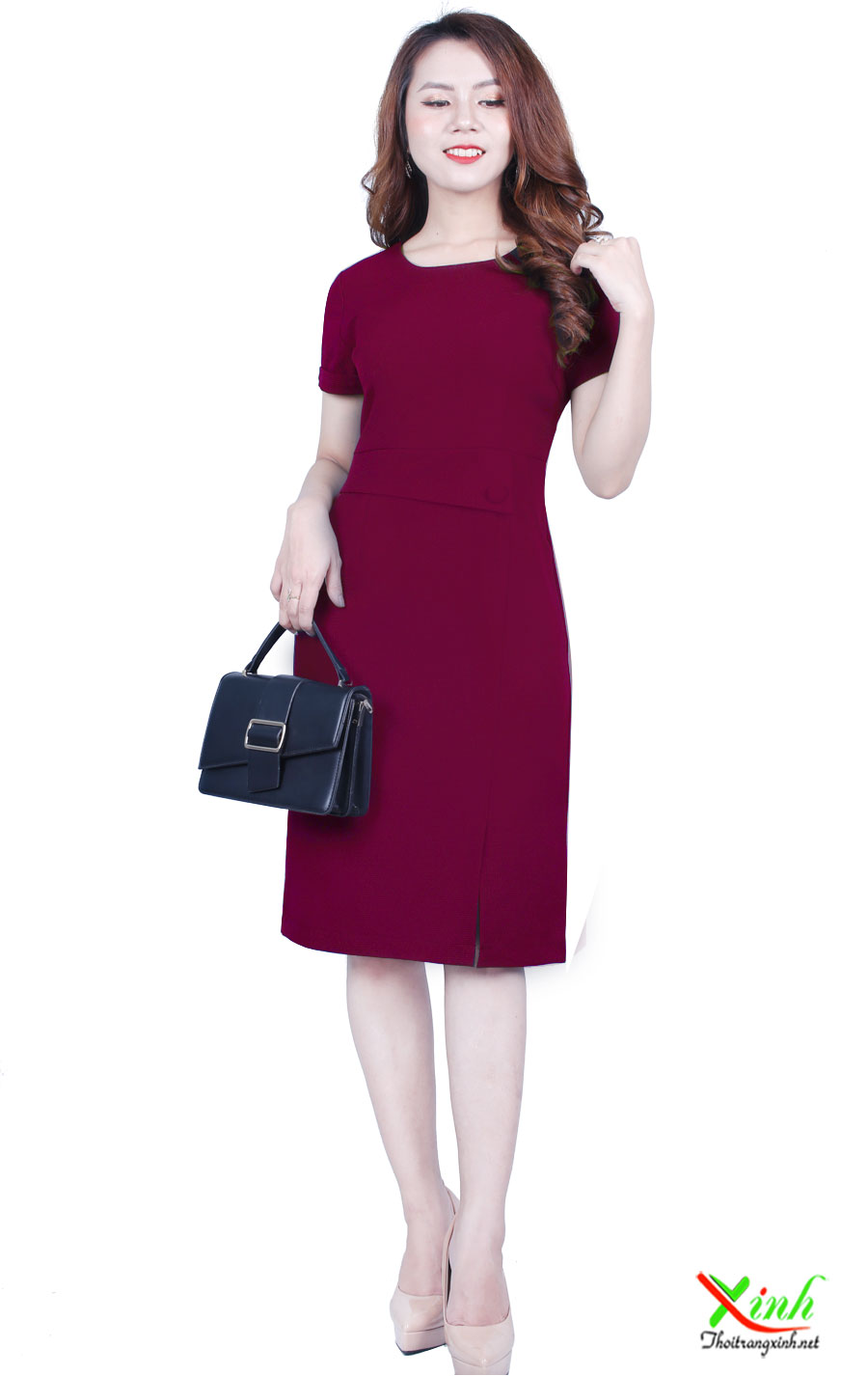 Đầm đỏ đô cherry xẻ tà nhẹ dl792