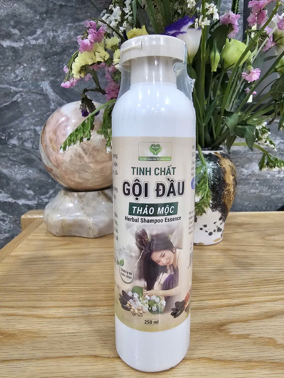 Dầu Gội Đầu Thảo Mộc MẸ KEN (Chai 250ml)