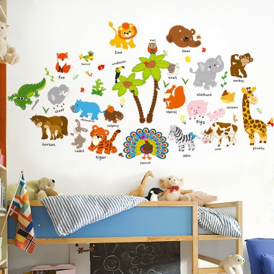 Decal tranh dán tường vườn thú con công