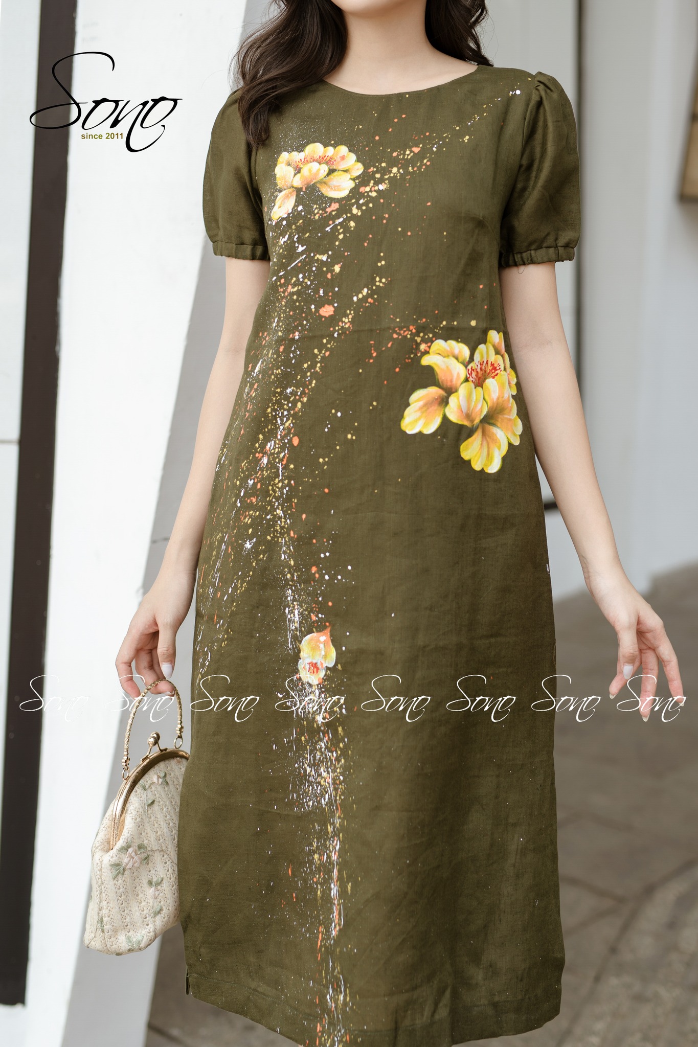Sono - Đầm Linen Vẽ Hoa Cam Dáng Dài Thanh Lịch