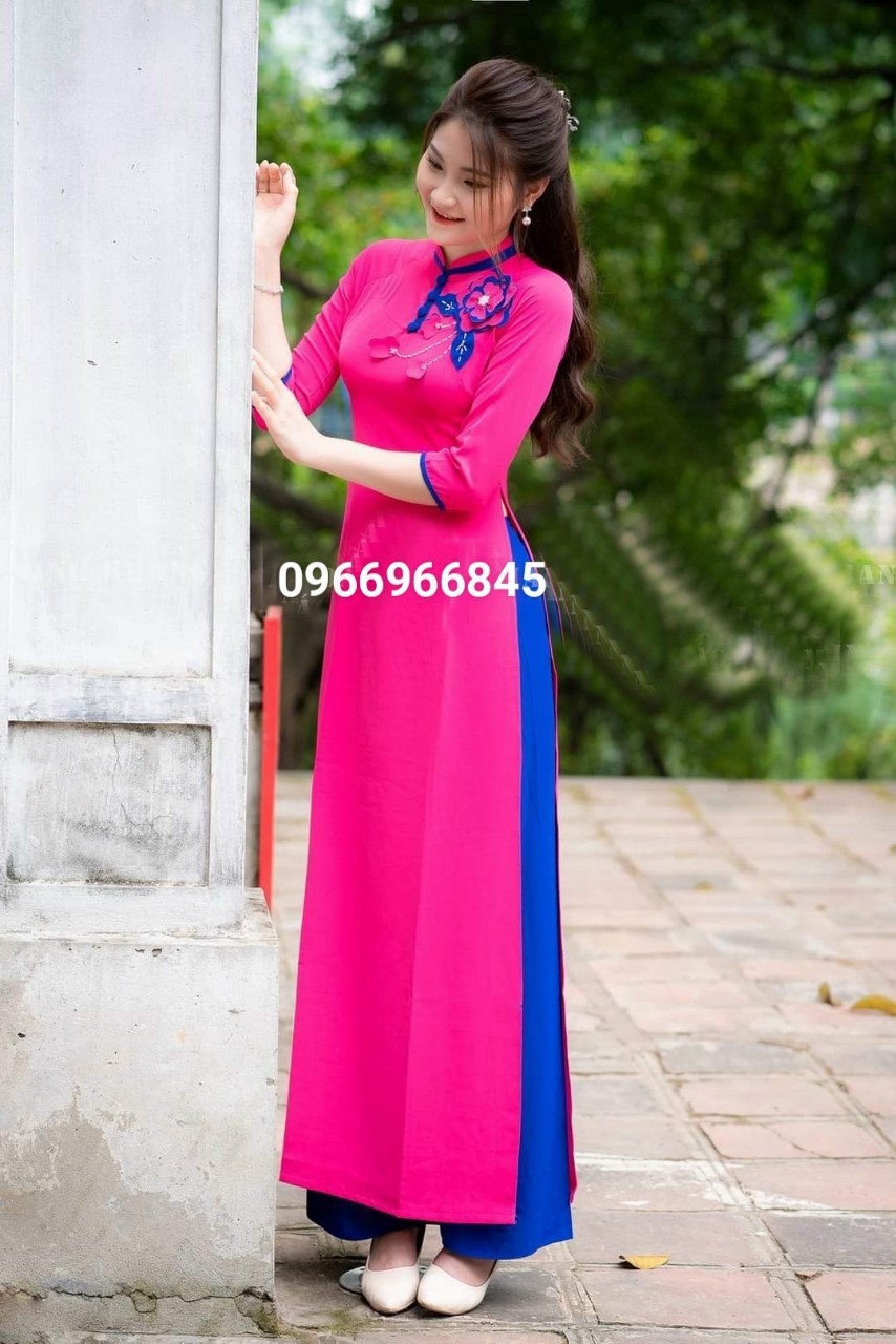 Áo dài lụa mỹ đính hoa trẻ trung - Áo Dài Đan Linh
