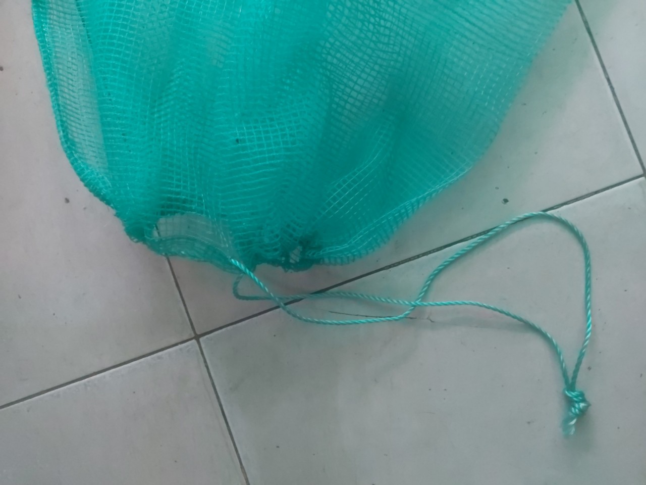 túi lưới đựng cá, ếch, lươn, trạch.....kích thước 40cm x 80cm