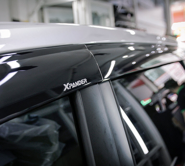 Vè che mưa theo xe Mitsubishi Xpander