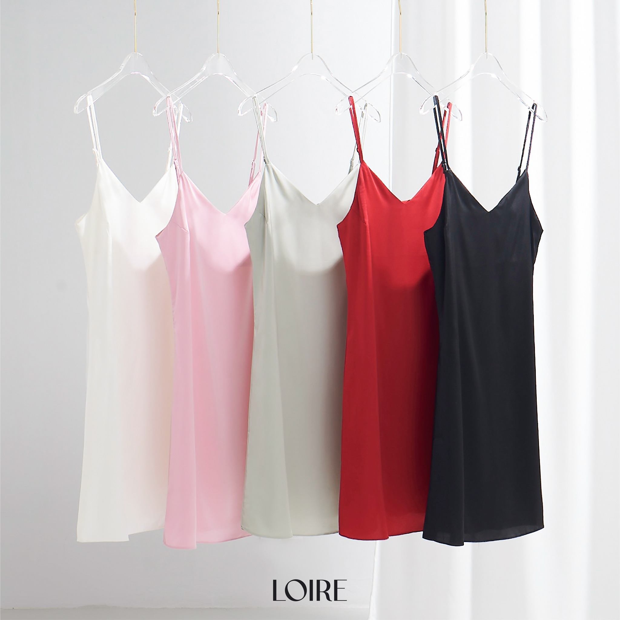 Váy Lụa Xuông Basic Loirechic VNS01