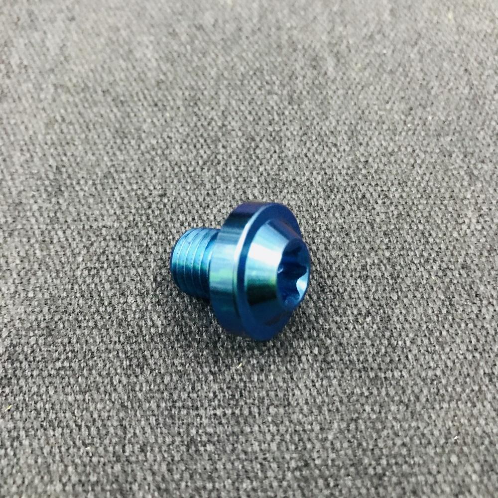 ỐC CHÂN KIẾNG KIỂU CHO NHIỀU LOẠI XE.(RĂNG NGƯỢC 10LY)(1CON)