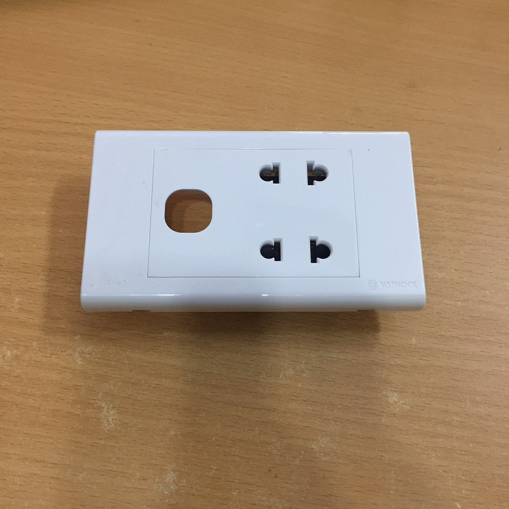 [HCM]Ổ CẮM ĐÔI + 1 LỔ CÔNG TẮC SINO