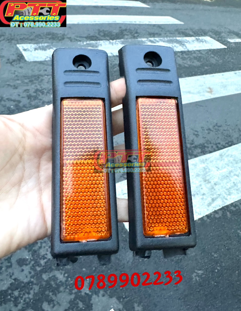 CẶP MẮT MÈO PHẢN QUANG XE DREAM LÙN