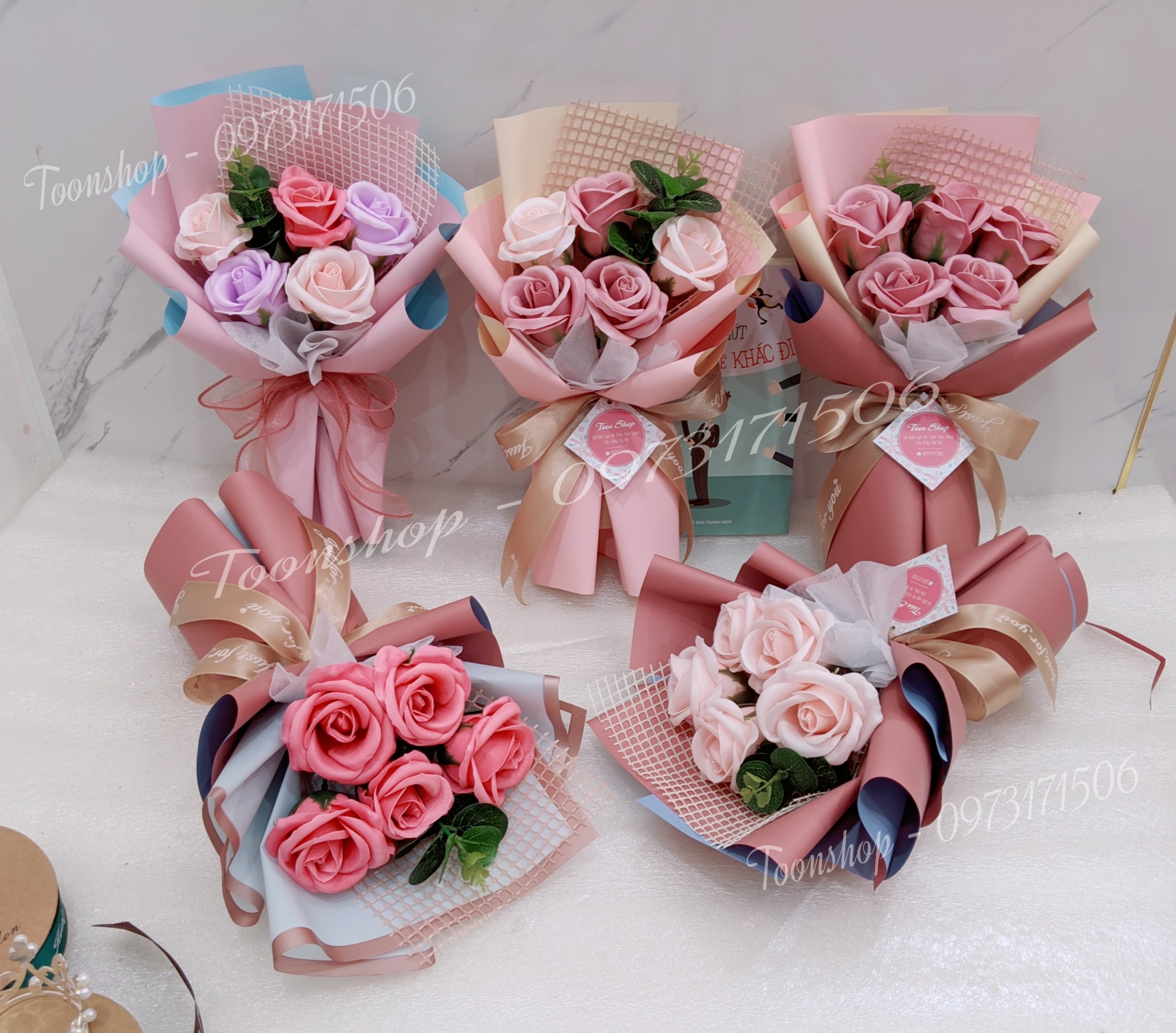 Bó hoa sáp 5 bông kèm túi-thiệp-đèn [set quà tặng 20/10; 8/3; quà tặng công ty. sự kiện...]