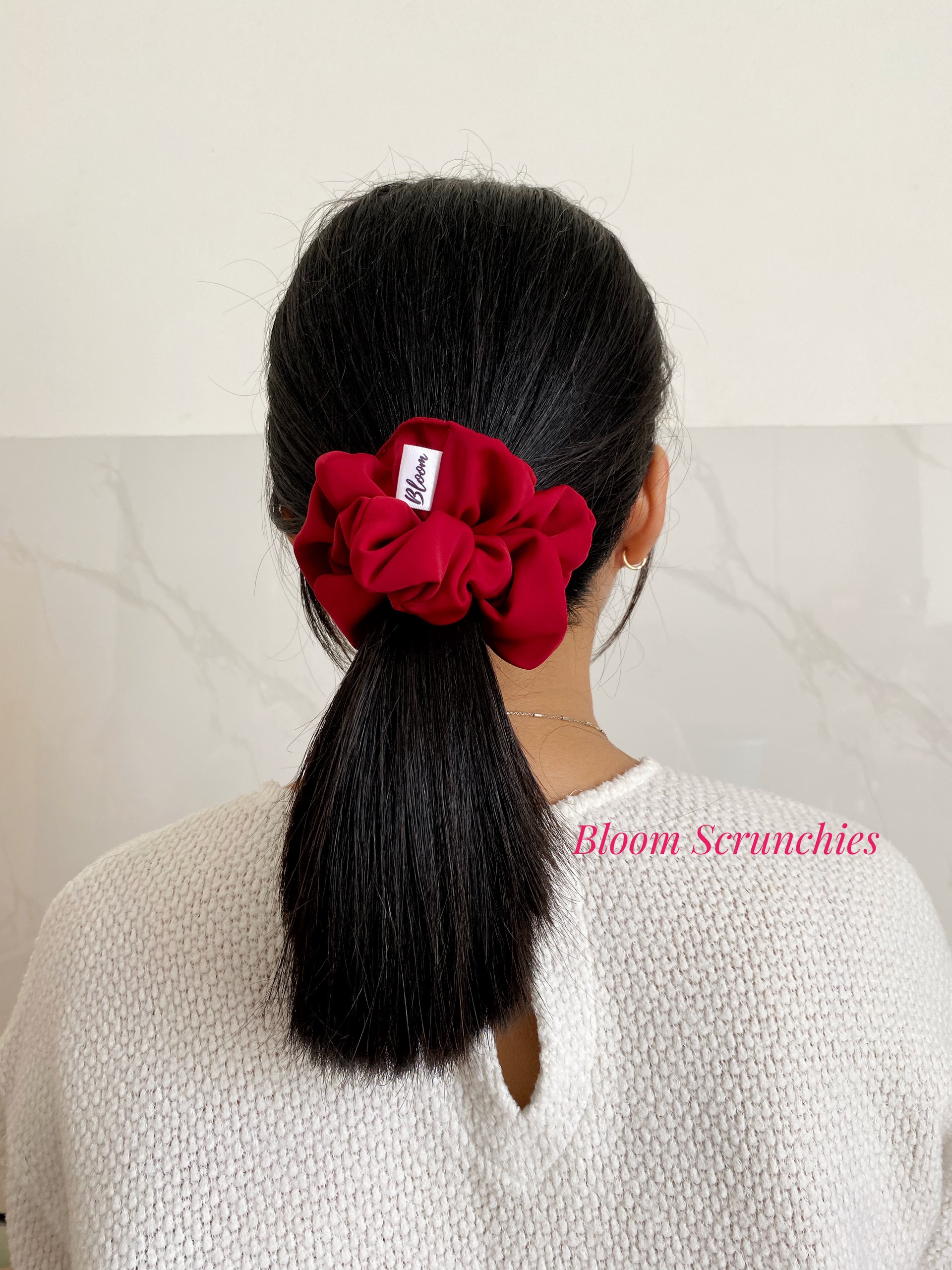 Dây cột tóc lụa màu đỏ đô Standard _Srunchies