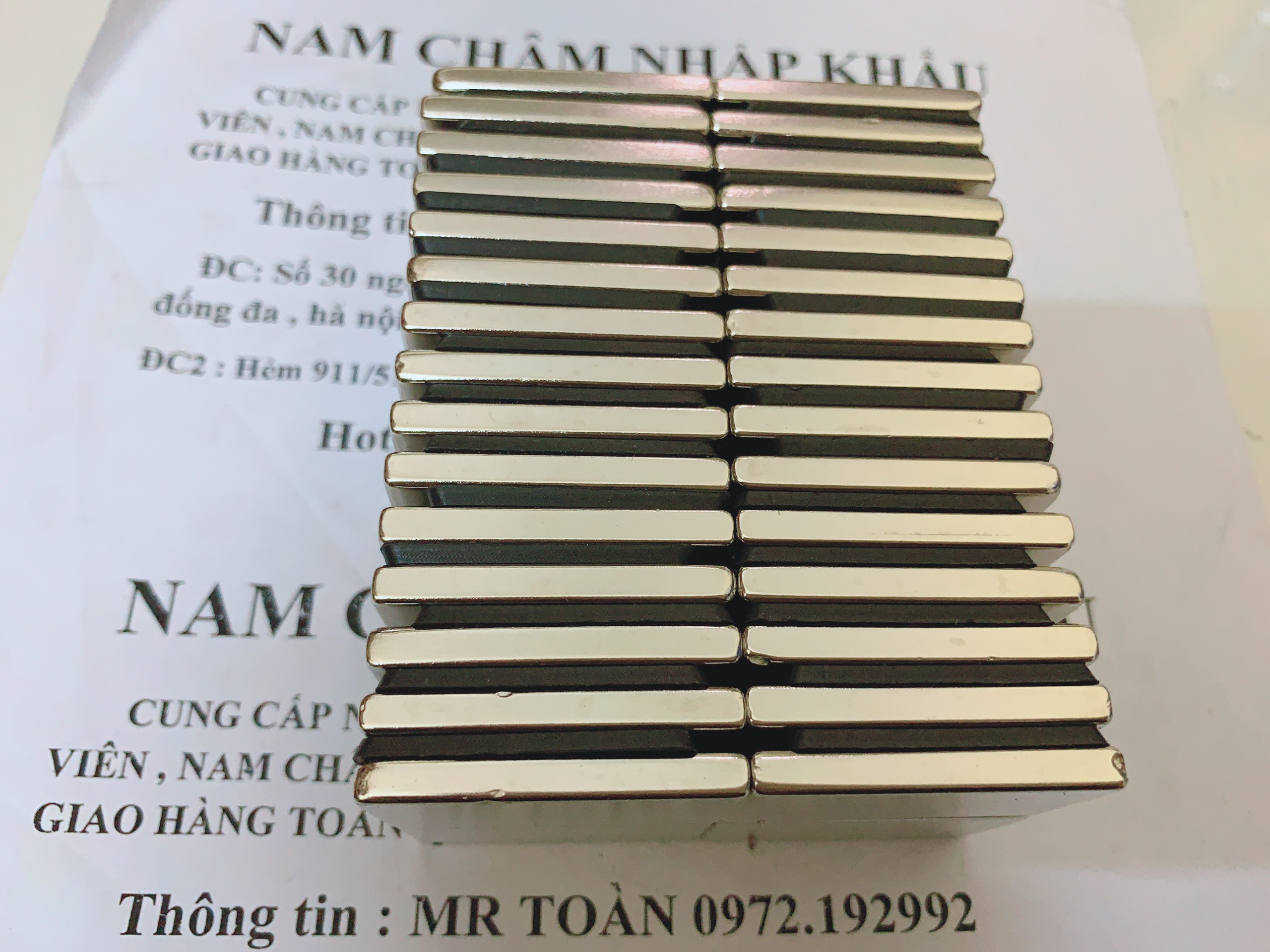 Nam châm hình chữ nhật 40x25x5mm, nam châm có lực hút mạnh siêu từ tính