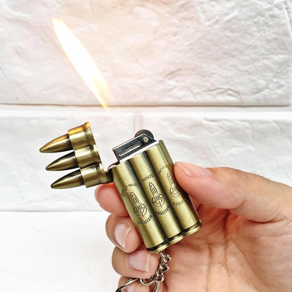 BẬT LỬA MÓC KHÓA HÌNH 3 VIEN DAN ĐỘC ĐÁO