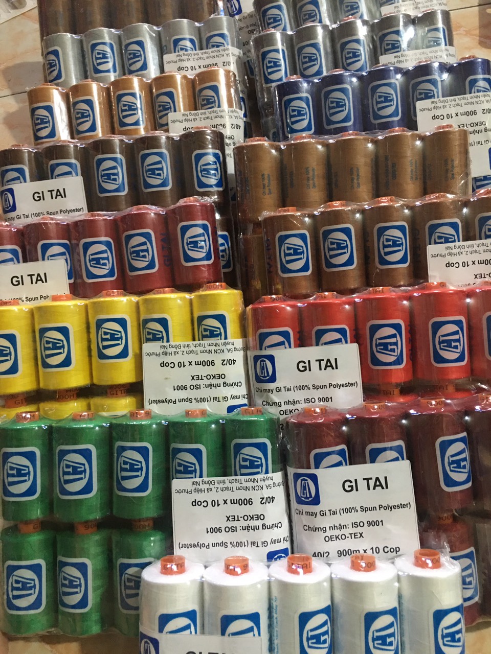 Chỉ may cuộn 900 mét gitai