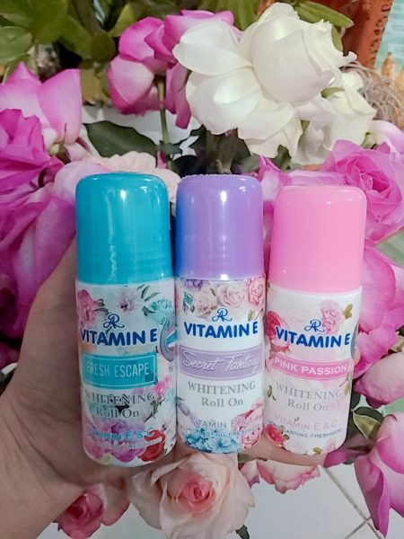 Lăn khử mùi hương nước hoa AR VITAMIN E Thái Lan