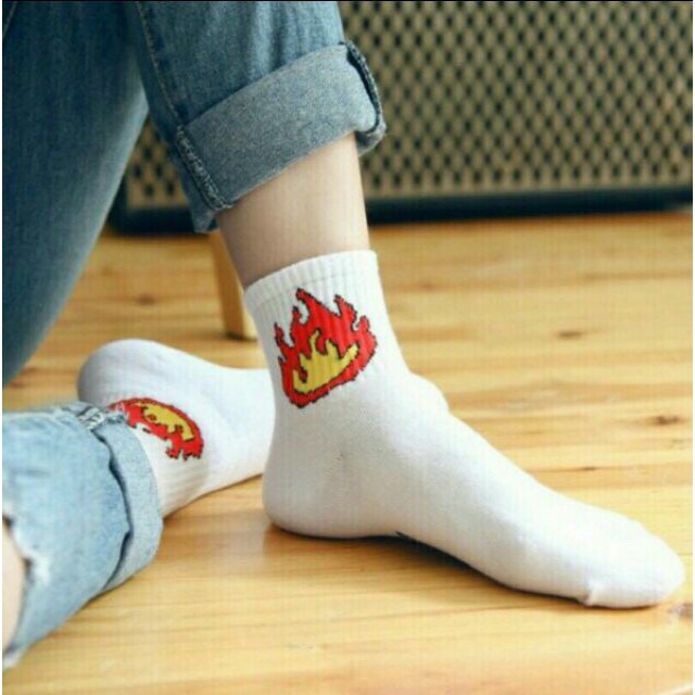 Tất / vớ hình ngọn lửa thời trang cho bạn nữ