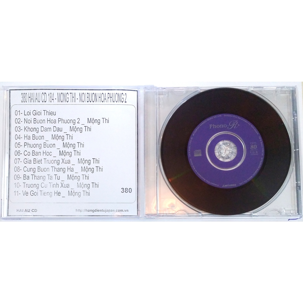 CD phono gồm 8 đĩa ghi nhạc sẵn.