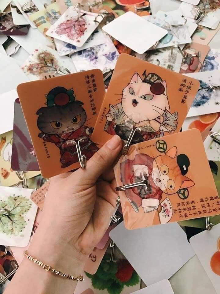 Móc dán tường 3d