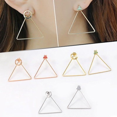 Bông tai tam giác lệch bất đối xứng - B465