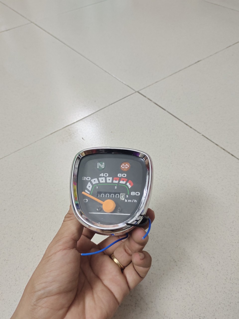 Đồng hồ- xe cub 81 -kim vàng