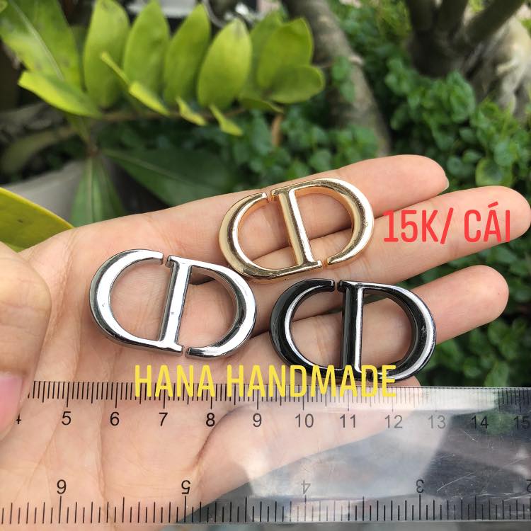 Mạc chữ CD trang trí túi xách 15k/ cái