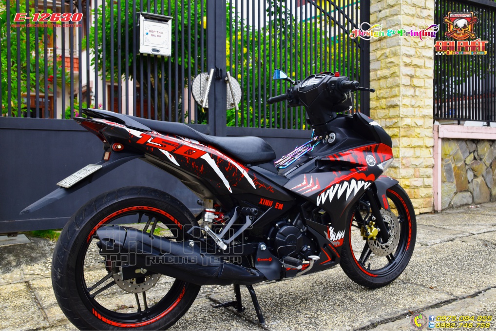Tem Trùm Xe Exciter 150 Cá Mập Đỏ Đen - E-12630