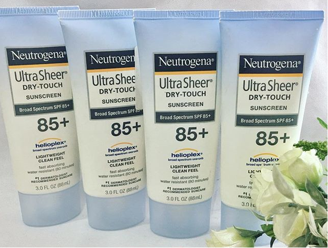 Sản phẩm đi nắng neutrogena