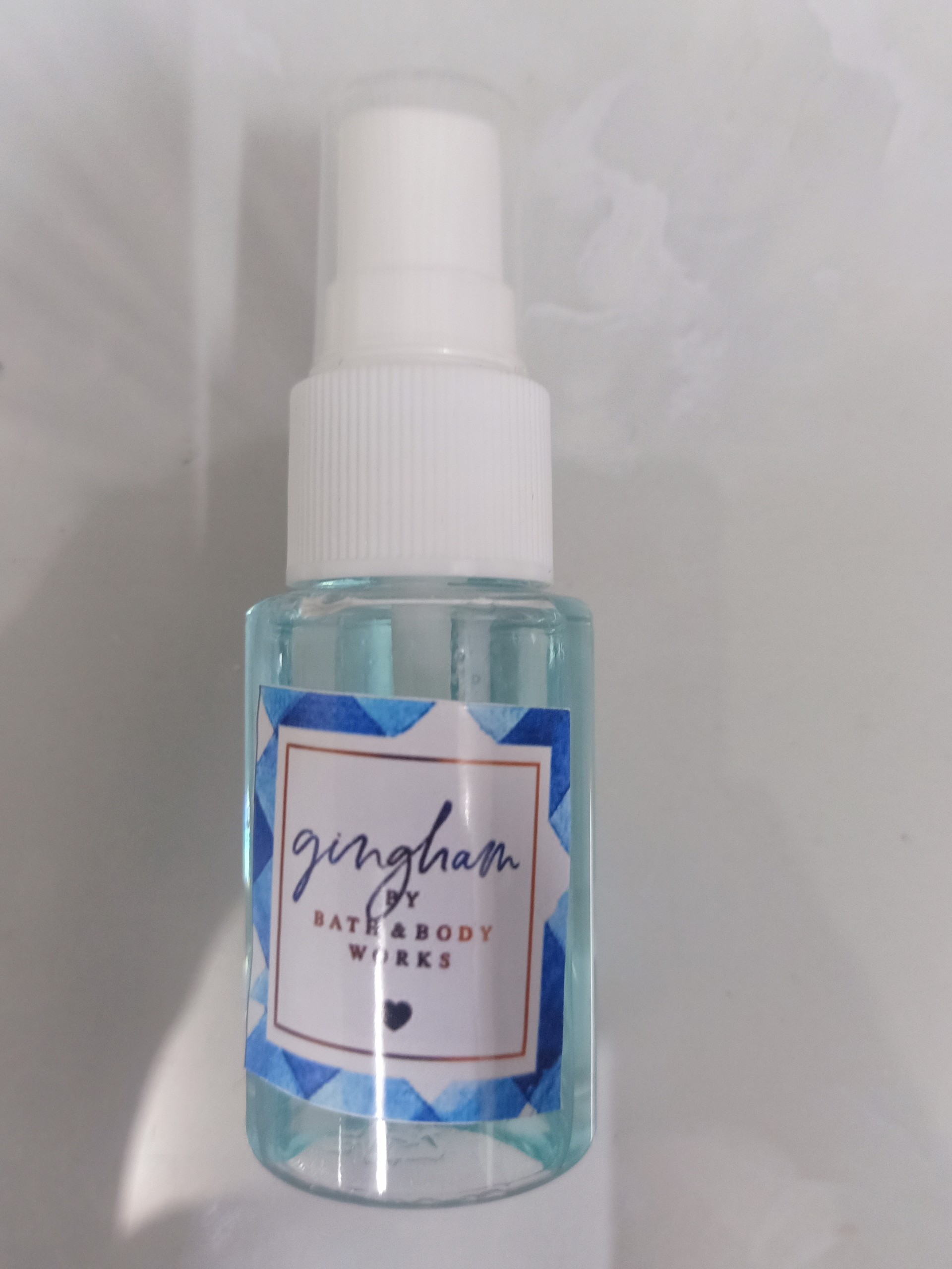Xịt thơm gingham body mist bath and body works chai 236ml/20ml/10ml