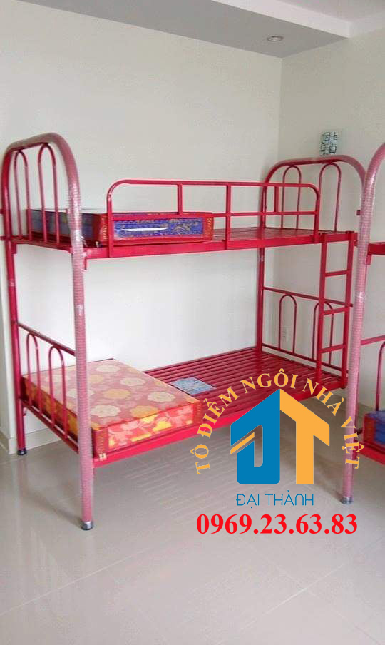 Giường sắt hai tầng Đại Thành 0.8 màu đỏ đô