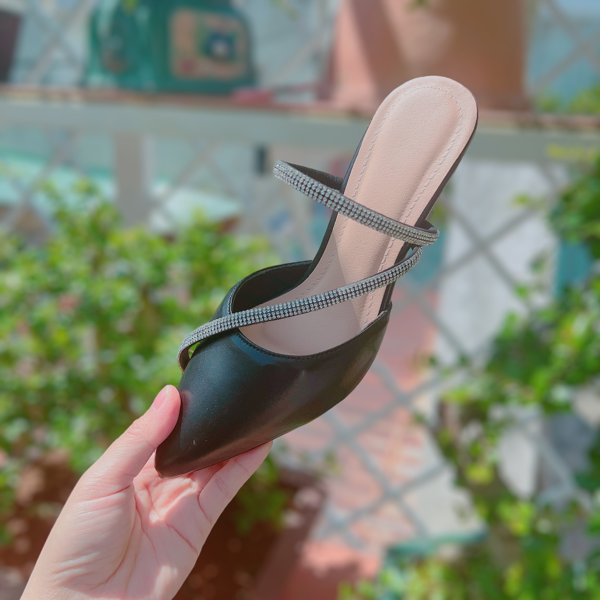Giày nữ ( fom to 1.5) cao 7cm phối quai đá mang được 2 kiểu - B53