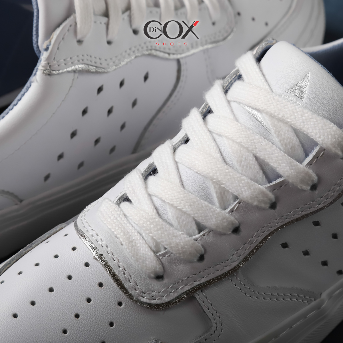 Giày Sneaker Da Bò Thật Nữ DINCOX E03 White Silver Sang Trọng