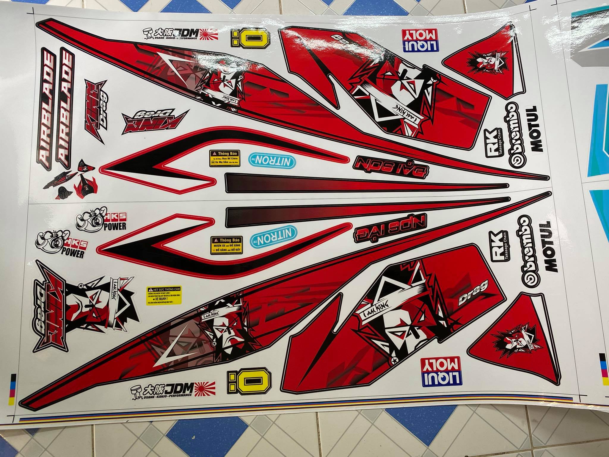 [HCM]TEM RỜI AIR BLADE 2016-2019 KING DRAG ĐEN ĐỎ