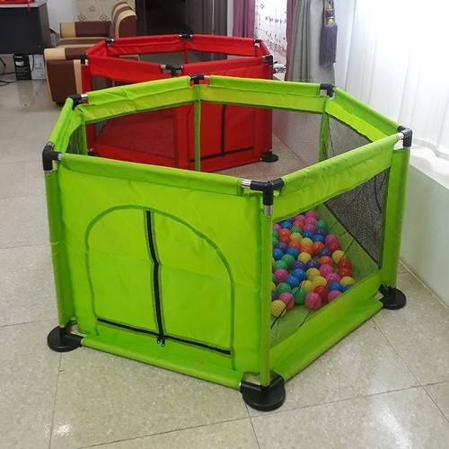 Quây bóng lục giác cho bé