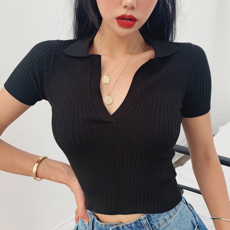 áo coptop tay ngắn có cổ xẻ sâu