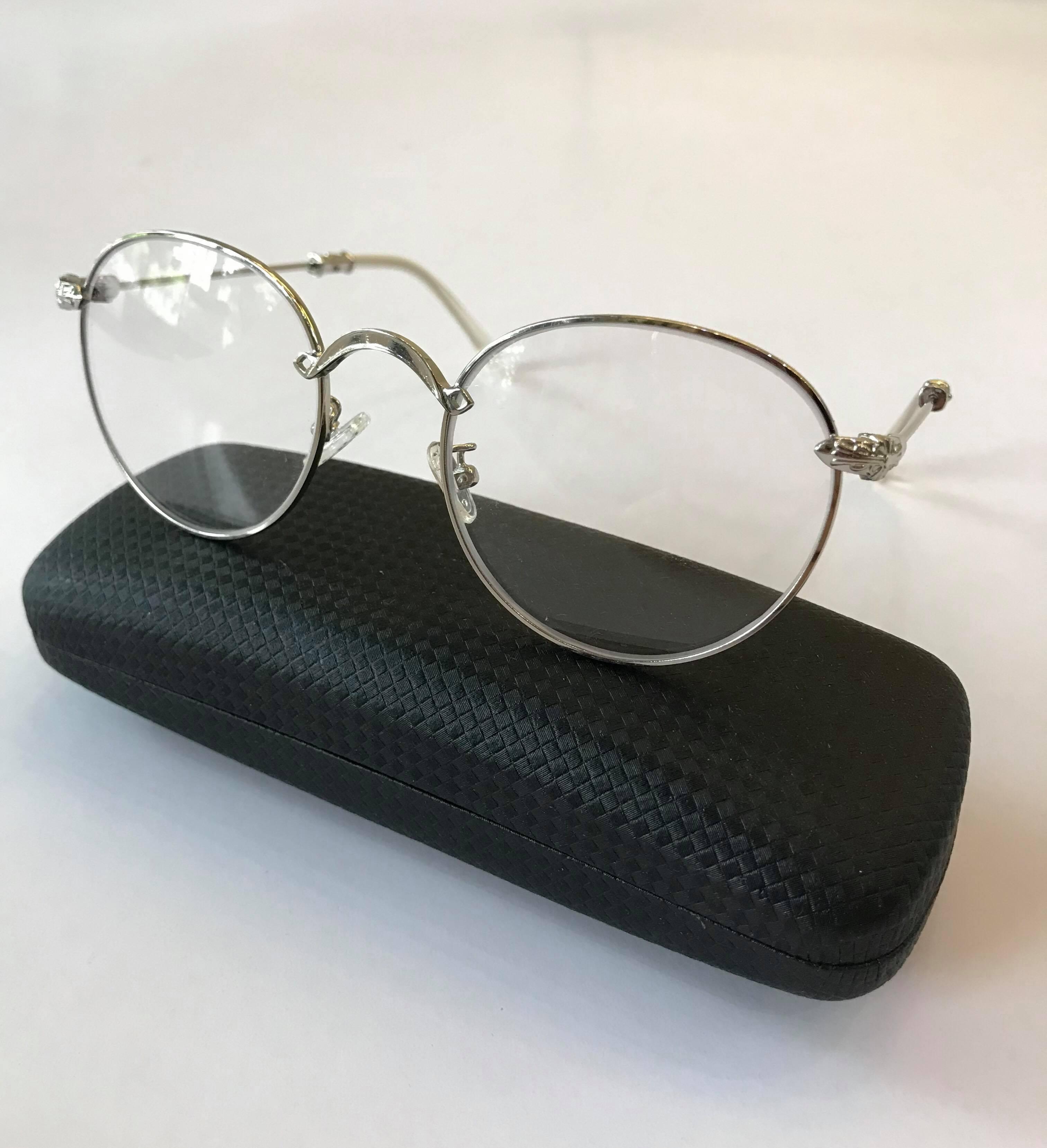 Kính CHROME HEARTS Mắt tròn Kim loại Cao cấp (Nhiều Màu)