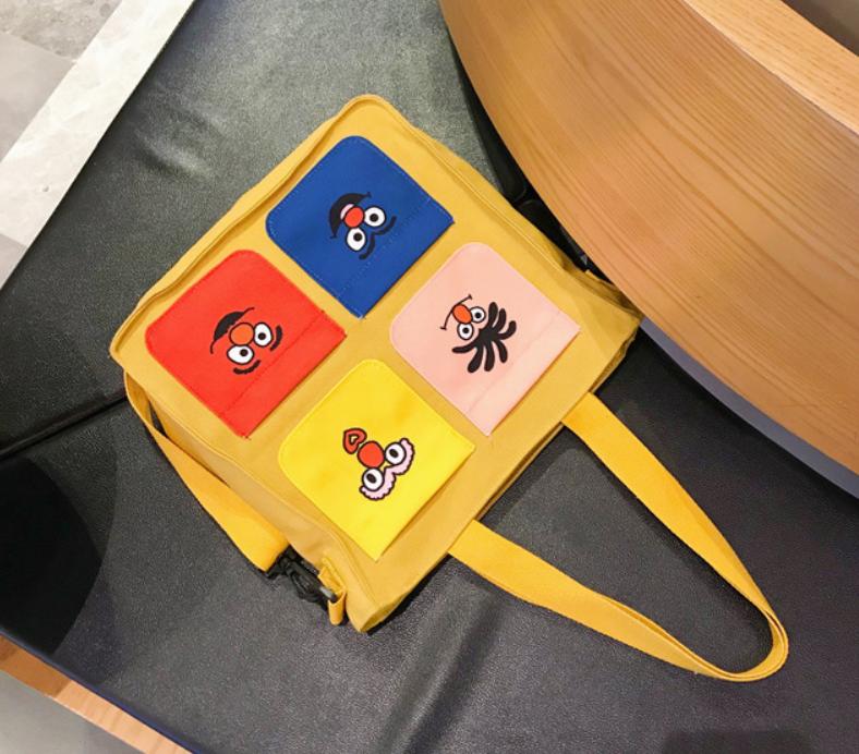TÚI TOTE VẢI ĐEO CHÉO HAI KIỂU EMOTION
