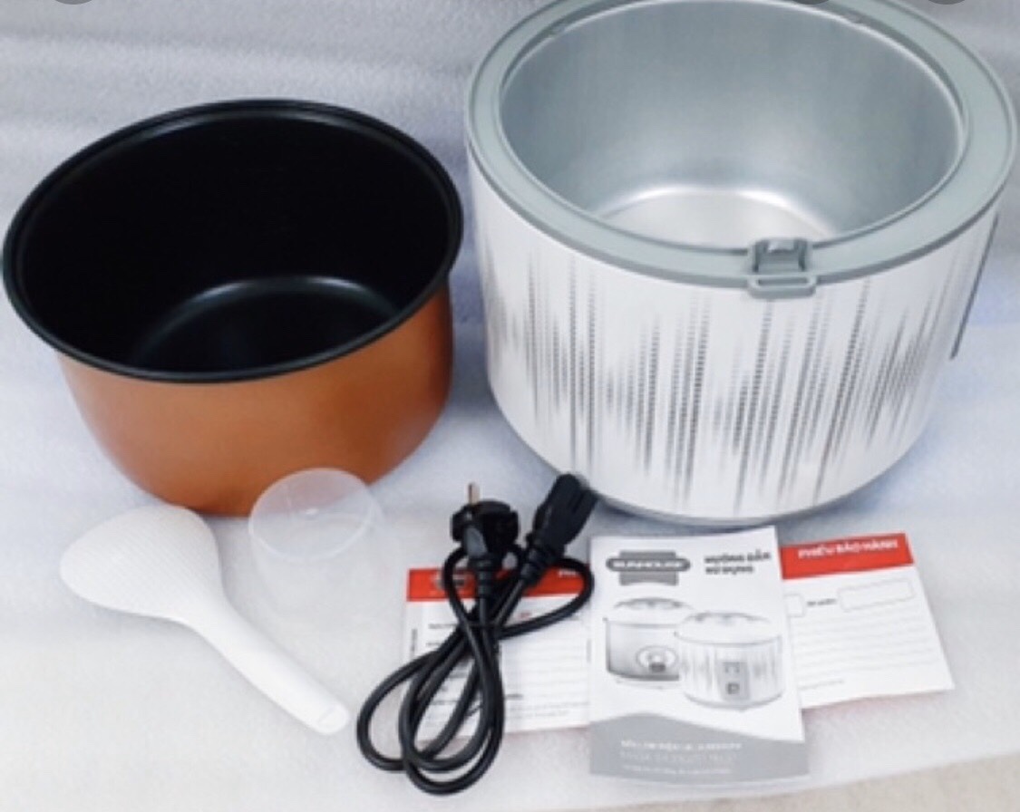 Nồi cơm điện 1.8L SUNHOUSE SHD8601