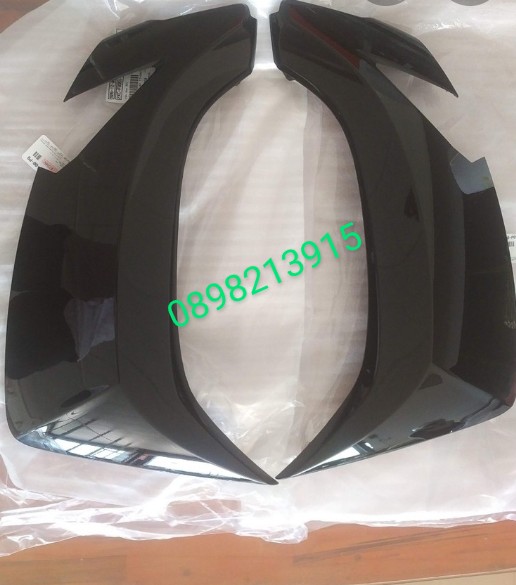 Cánh yếm ngoài zin Nouvo 6 đen chính hãng Yamaha