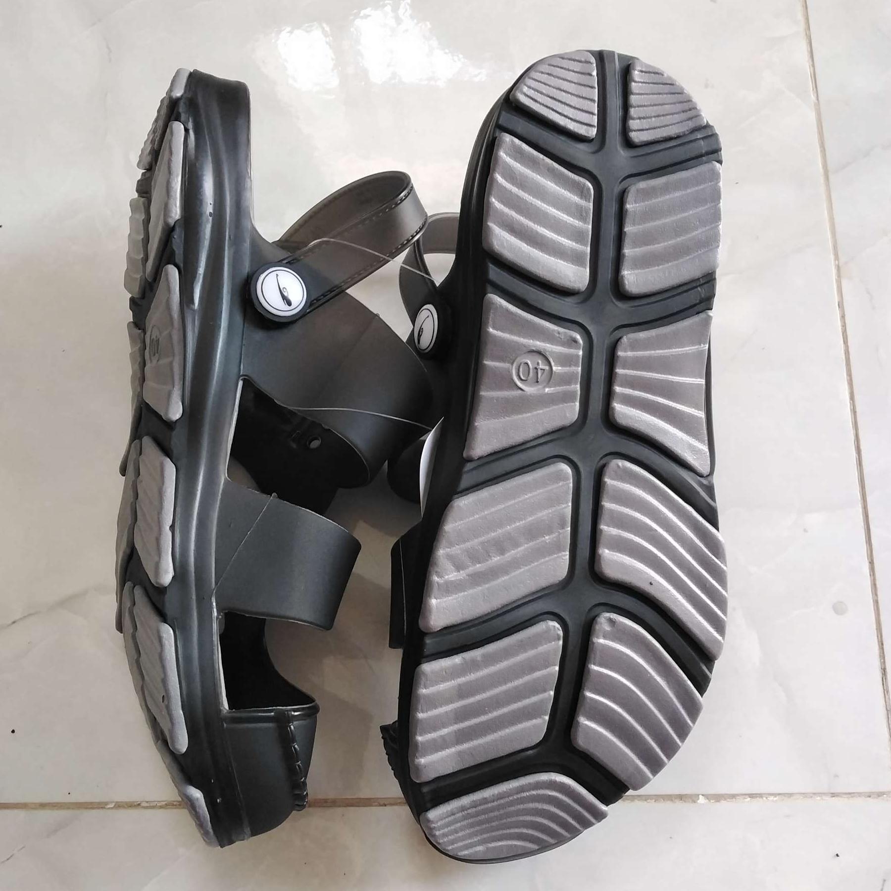 [HCM]Giày Nhựa Nam Mới