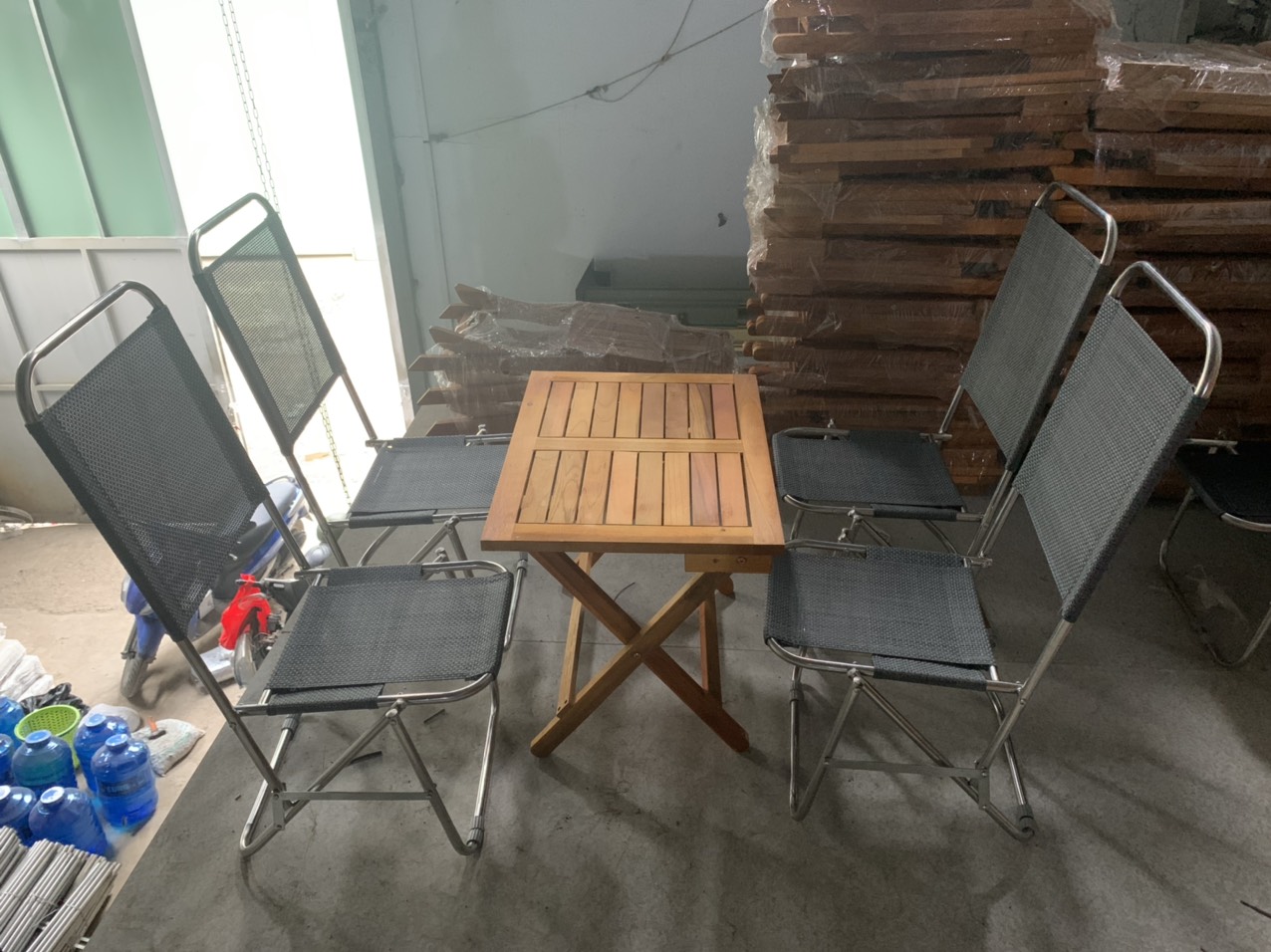 Ghế xếp inox lưới xám siêu bền