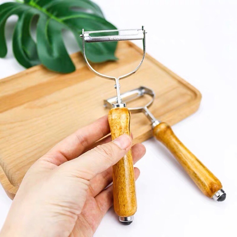 Dụng cụ nạo củ quả cán gỗ TC