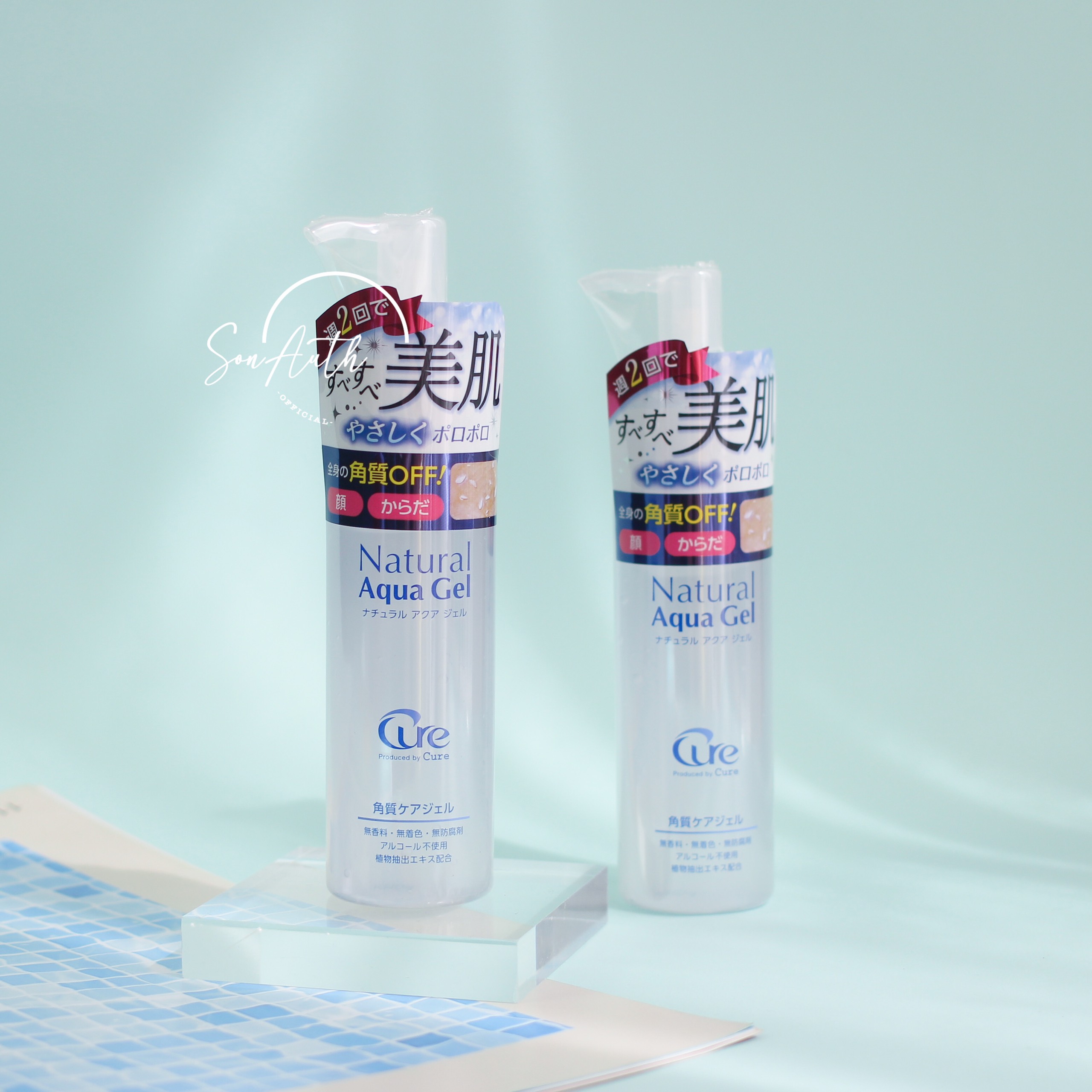 Tẩy da chết Cure Natural Aqua Gel