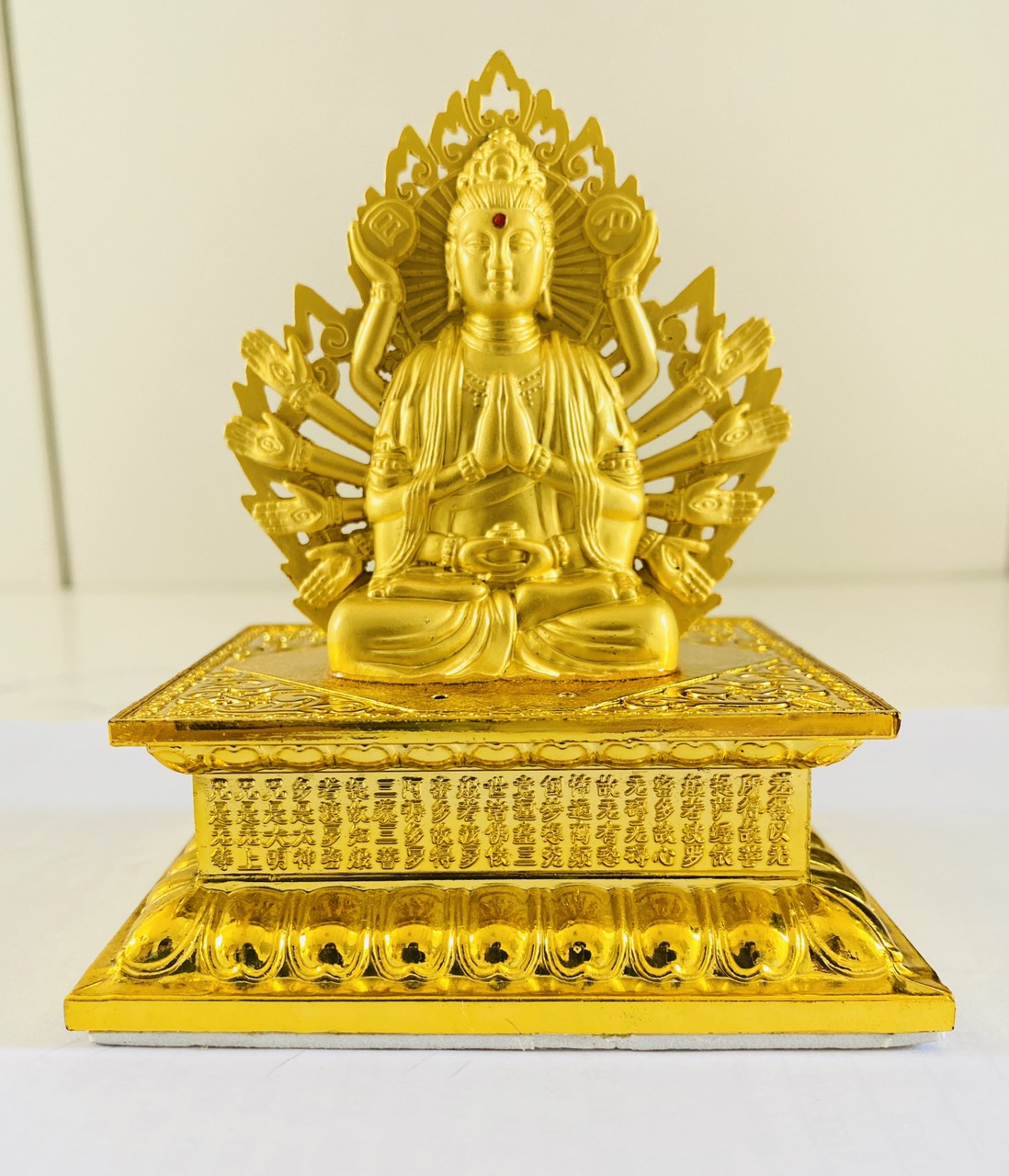 Tượng Phật Thế Âm Bồ Tát Trang Trí ( Tượng kim loại )  ATS