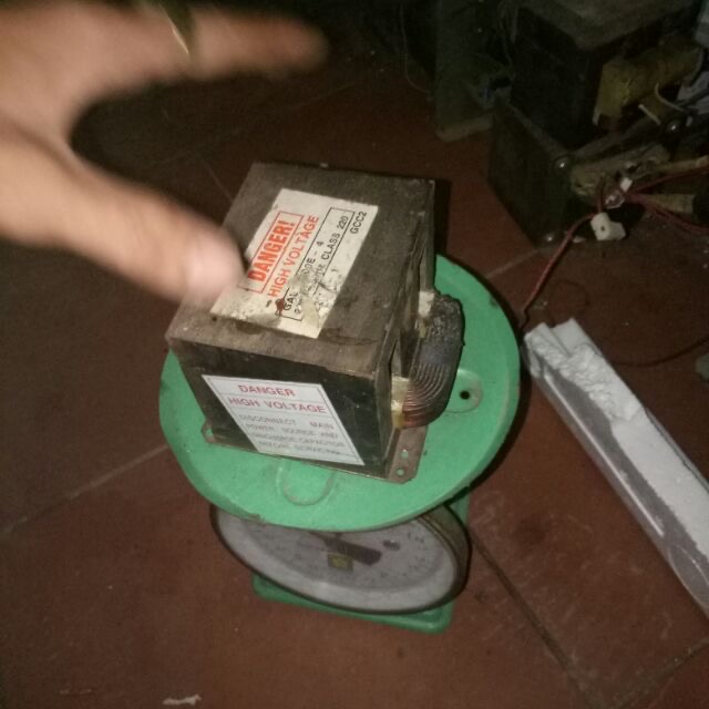 BIẾN ÁP LÒ VI SÓNG 800E 700E 900E
