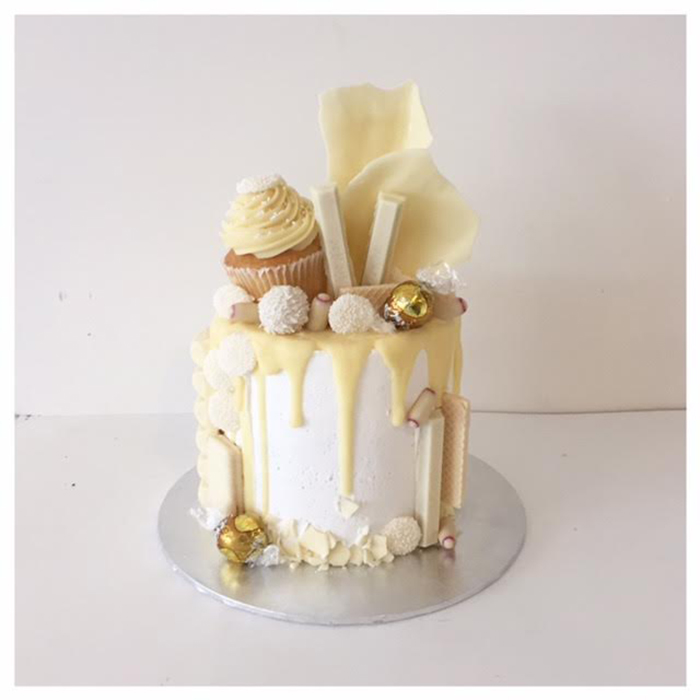 Socola Trắng / White Chocolate Grand Place 110g (Chocolate Compound)