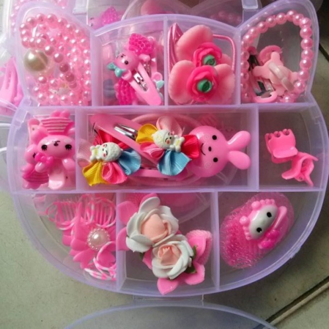HỘP KẸP TÓC HELLO KITTY CHO BÉ