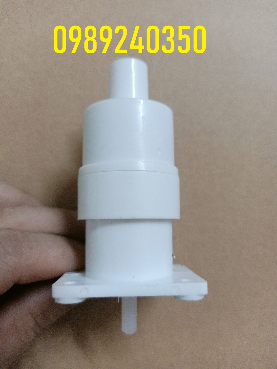 Van vòi cây nước nóng lạnh chính hãng