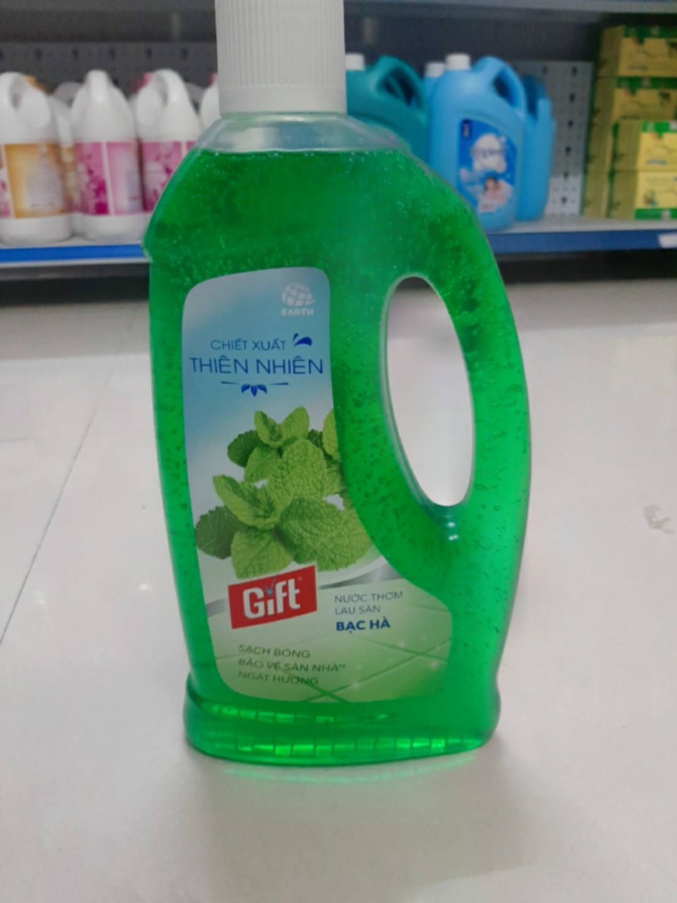 [HCM] Nước lau sàn Gift Hương SWEET IRIS 1000ml